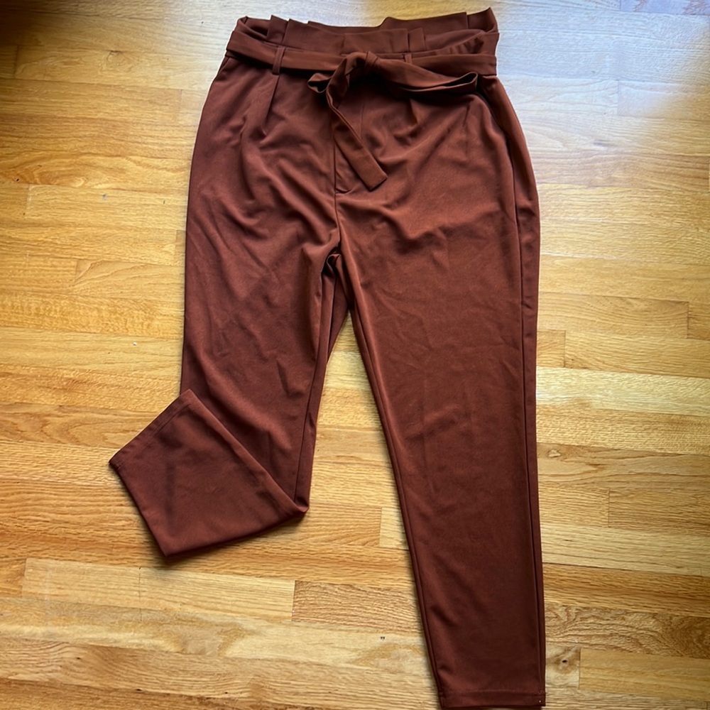 Paper bag waist fabric pants! Dress up or wear casual!